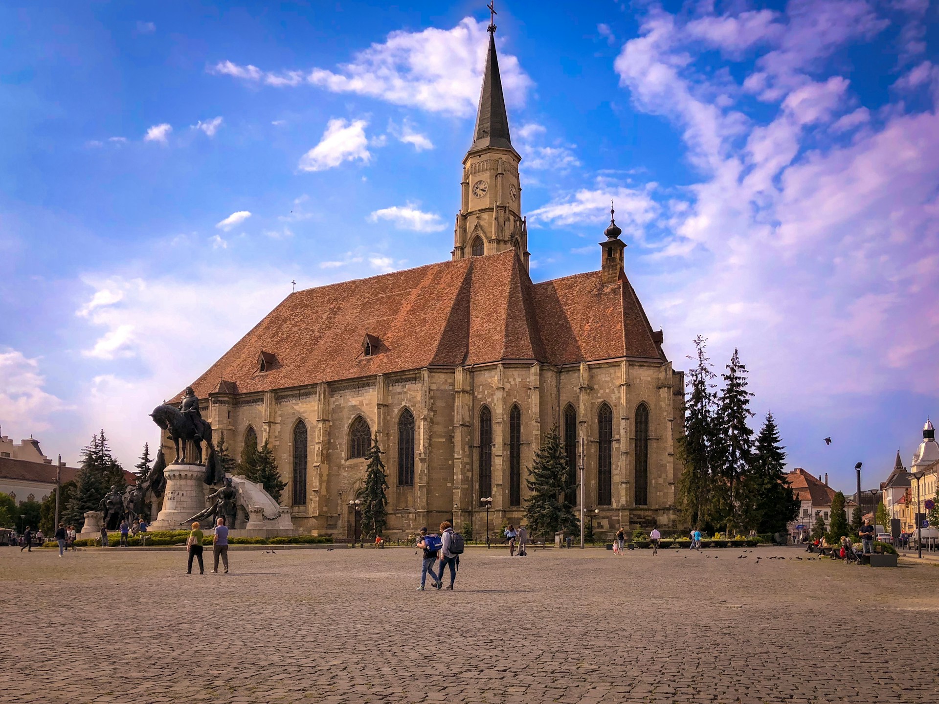 unde poti sa faci voluntariat in Cluj